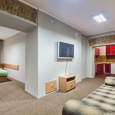 Apartment On Knyazya Leva 2 리비프 외부 사진