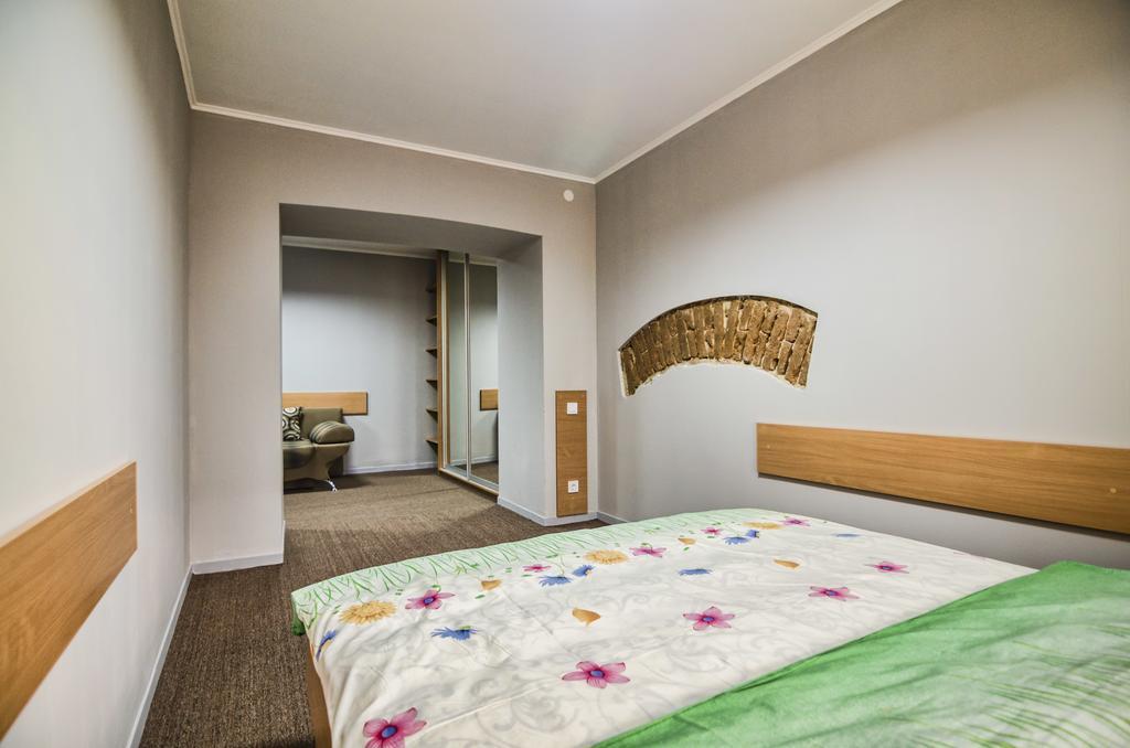 Apartment On Knyazya Leva 2 리비프 외부 사진
